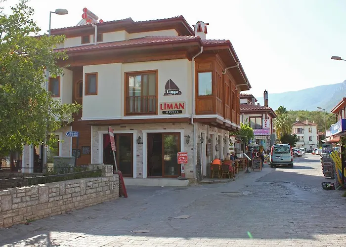 Ξενοδοχείο με διαμερίσματα Liman Akyaka 3*